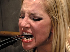 レズ奴隷金髪美女感電地獄責め　サンプル画像03